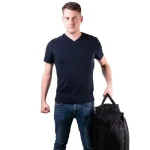 Grand sac de voyage 110l imperméable porté par homme Grand sac de voyage 110l imperméable porté par homme