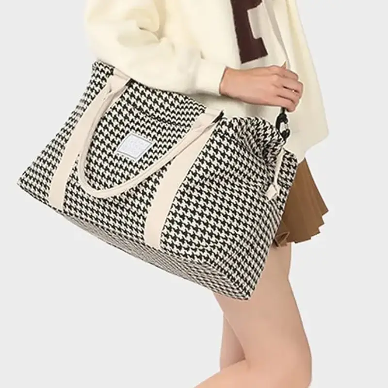 Sac de voyage pour femme pratique et imperméable porté