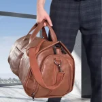 Sac de voyage pour homme étanche et polyvalent porté Sac de voyage pour homme étanche et polyvalent porté