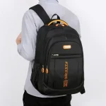 Petit sac à dos étanche et resistant pour sport ou voyages porté Petit sac à dos étanche et resistant pour sport ou voyages porté