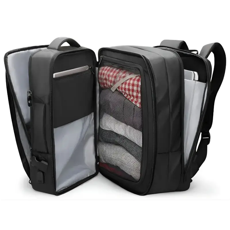 Sac à dos de voyage extensible et ergonomique ouvert