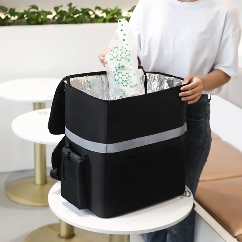 Sac à dos isotherme grande capacité pratique remplissage