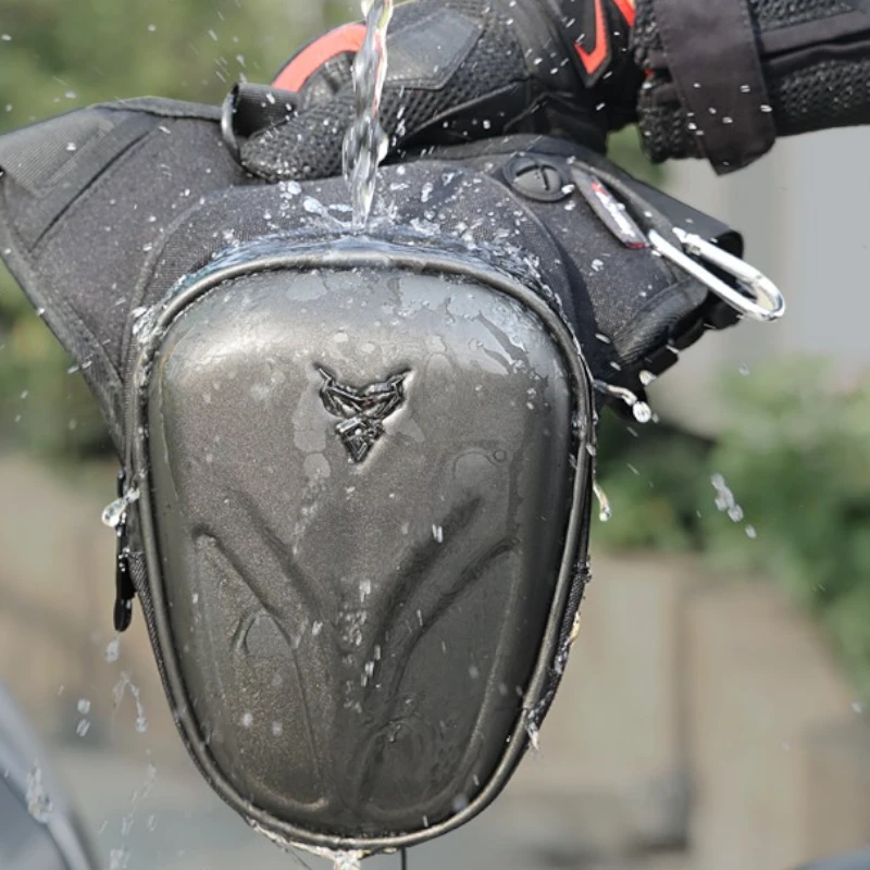 Sac à dos moto coque dure et étanche sous l'eau