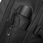Sac à dos moto ordinateur avec port USB et imperméable détail