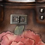 Sac à dos pour femme en cuir vintage style rétro avec motif floral détail Sac à dos pour femme en cuir vintage style rétro avec motif floral détail