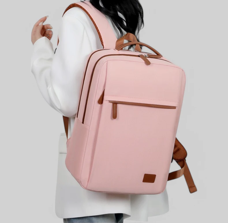 Sac à dos pour femme mode léger et pratique avec port USB porté