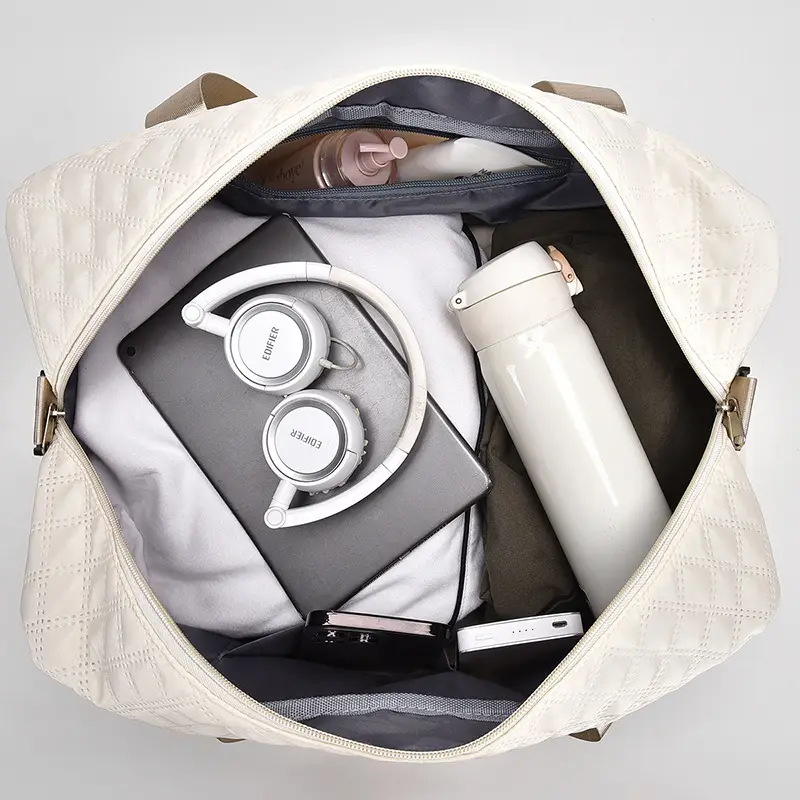 Sac week-end matelassé avec séparation humide intereieur