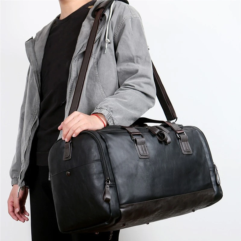 Bagage à main homme élégant et pratique porté épaule