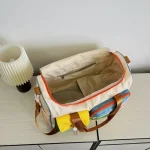 Bagage à main souple pliable ultra-léger au style moderne interieur Bagage à main souple pliable ultra-léger au style moderne interieur