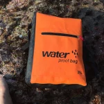 Sac étanche pour randonnée et sports nautiques lifestyle Sac étanche pour randonnée et sports nautiques lifestyle