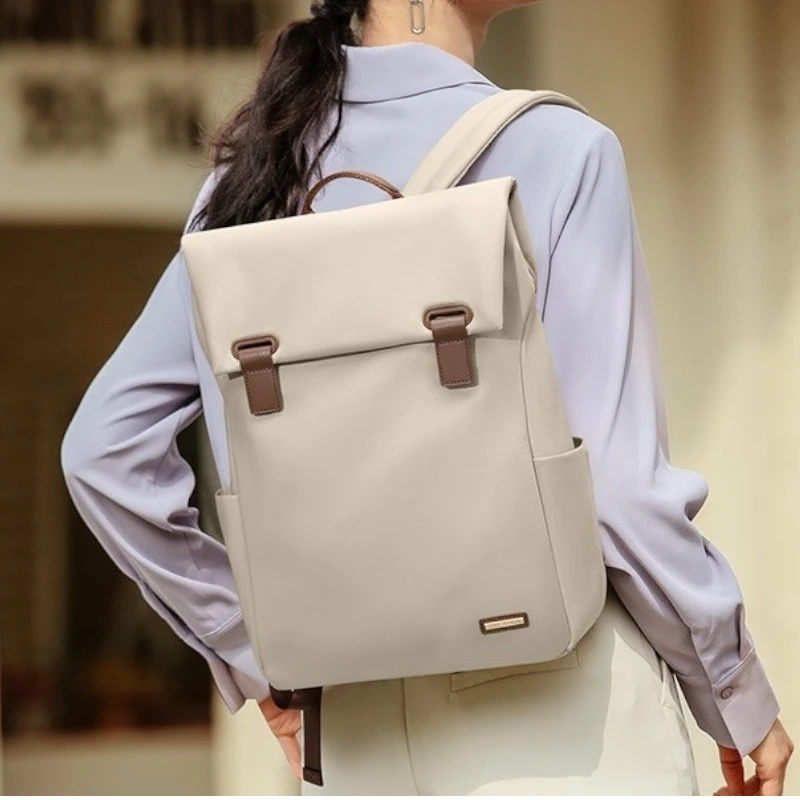 Sac pour ordinateur portable design et imperméable port par femme